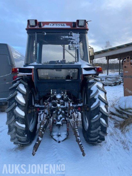 1985 CASE IH 685 - جرار: صورة 3 1985 CASE IH 685 - جرار: صورة 3