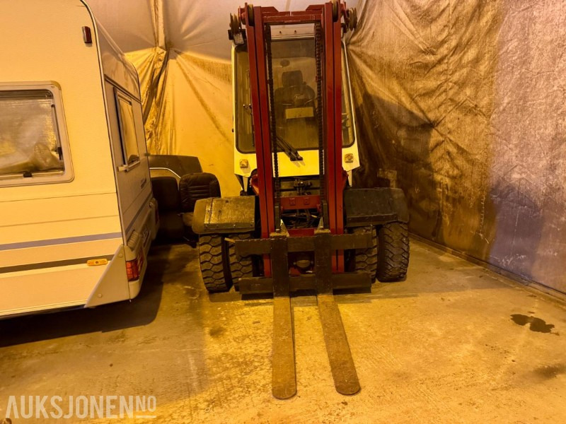 1990 Toyota 5FD40 - Truck - Timer: 9376 - معدات المناولة: صورة 5 1990 Toyota 5FD40 - Truck - Timer: 9376 - معدات المناولة: صورة 5