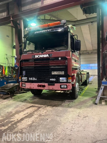 1993 Scania R-serie 143 450 Topliner med krokløft EU OK 11.2026 - شاحنة ذات خطاف: صورة 2 1993 Scania R-serie 143 450 Topliner med krokløft EU OK 11.2026 - شاحنة ذات خطاف: صورة 2
