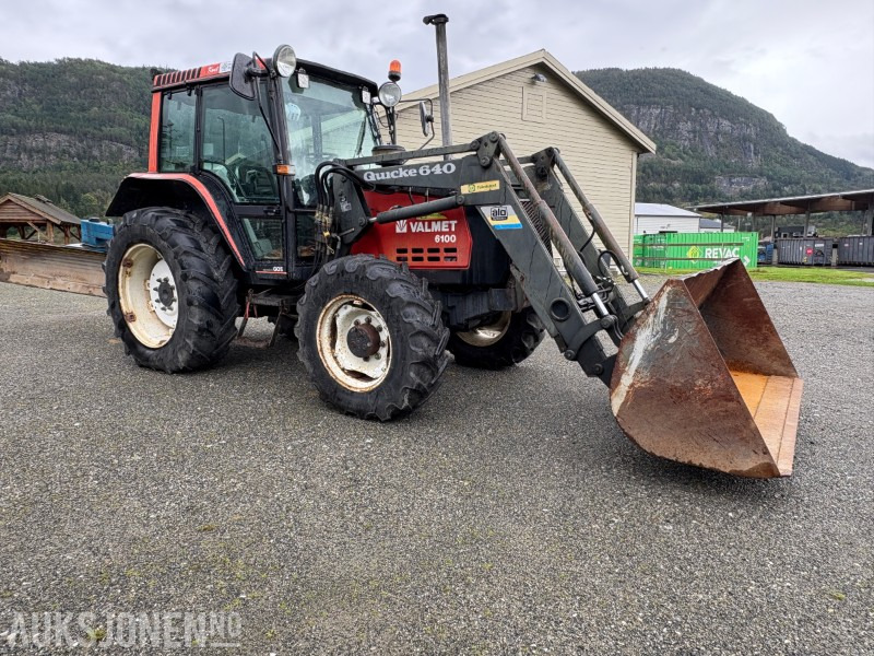 1993 Valtra 6100 Turbo m/ Quicke 640 laster og etterhengende brøyteskjær - جرار: صورة 2 1993 Valtra 6100 Turbo m/ Quicke 640 laster og etterhengende brøyteskjær - جرار: صورة 2