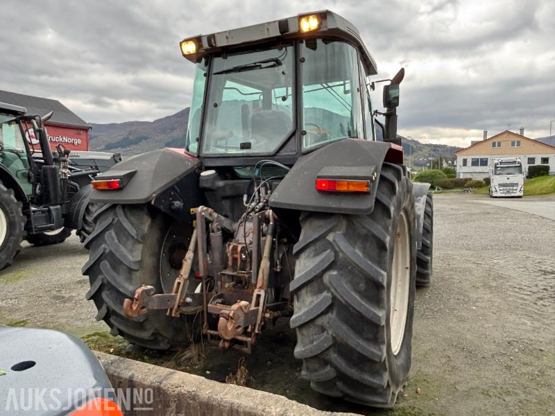 1996 Massey Ferguson 6180. Quicke Q950 Frontlaster - جرار: صورة 4 1996 Massey Ferguson 6180. Quicke Q950 Frontlaster - جرار: صورة 4