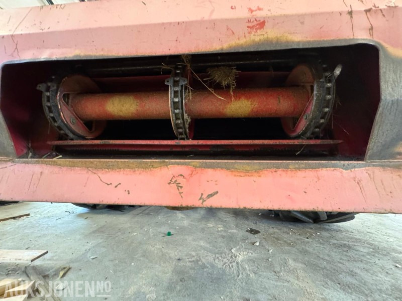 1996 Massey Ferguson MF 34 skurtresker 1996 Massey Ferguson MF 34 skurtresker: صورة 15 1996 Massey Ferguson MF 34 skurtresker 1996 Massey Ferguson MF 34 skurtresker: صورة 15