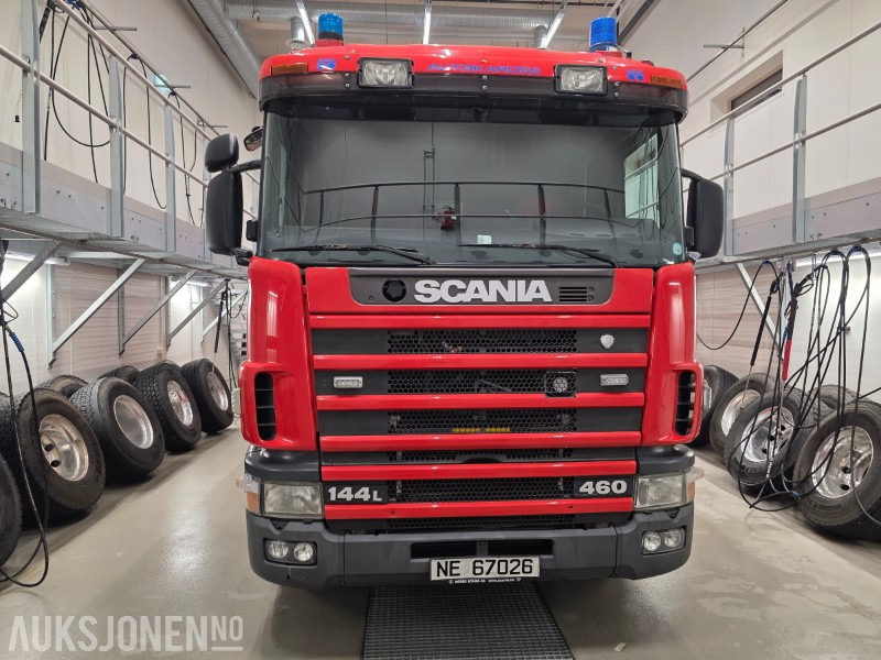 1996 Scania R144 brannbil - سيارة إطفاء: صورة 3 1996 Scania R144 brannbil - سيارة إطفاء: صورة 3
