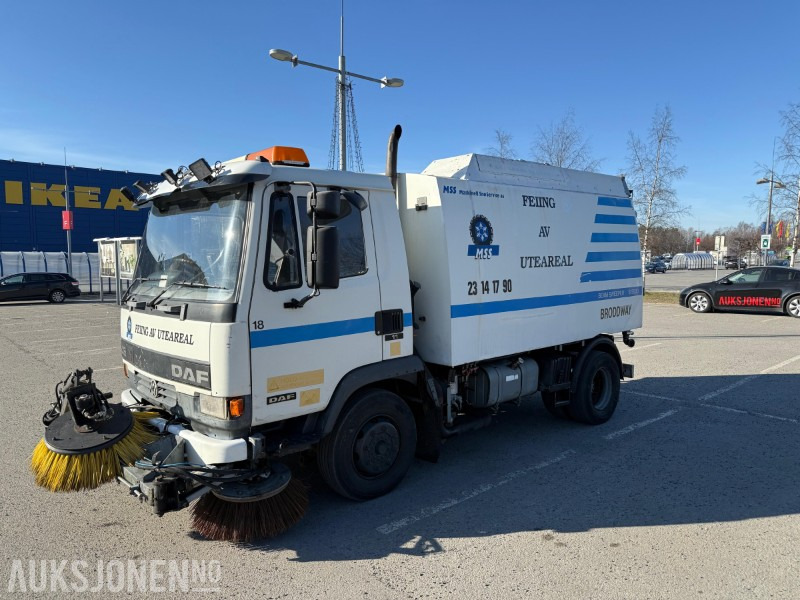1997 DAF 45 180 TI feiebil, tilhengerfeste, nytt sug, kamera, ekstralys - آلية المنفعة/ مركبة خاصة: صورة 1 1997 DAF 45 180 TI feiebil, tilhengerfeste, nytt sug, kamera, ekstralys - آلية المنفعة/ مركبة خاصة: صورة 1