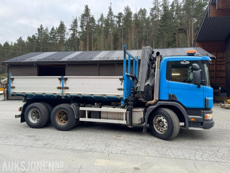 1997 Scania P124 400 kranbil med 3-veis tipp og klype - شاحنة كرين: صورة 5 1997 Scania P124 400 kranbil med 3-veis tipp og klype - شاحنة كرين: صورة 5