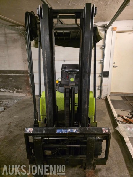 1998 Clark CEM 20 S Truck - MVA-FRI - INGEN MINSTEPRIS - معدات المناولة: صورة 2 1998 Clark CEM 20 S Truck - MVA-FRI - INGEN MINSTEPRIS - معدات المناولة: صورة 2