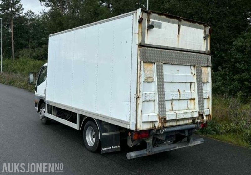 1999 Mitsubishi Fuso Canter C1 Skapbil med løftelem - شاحنة مقفلة: صورة 4 1999 Mitsubishi Fuso Canter C1 Skapbil med løftelem - شاحنة مقفلة: صورة 4