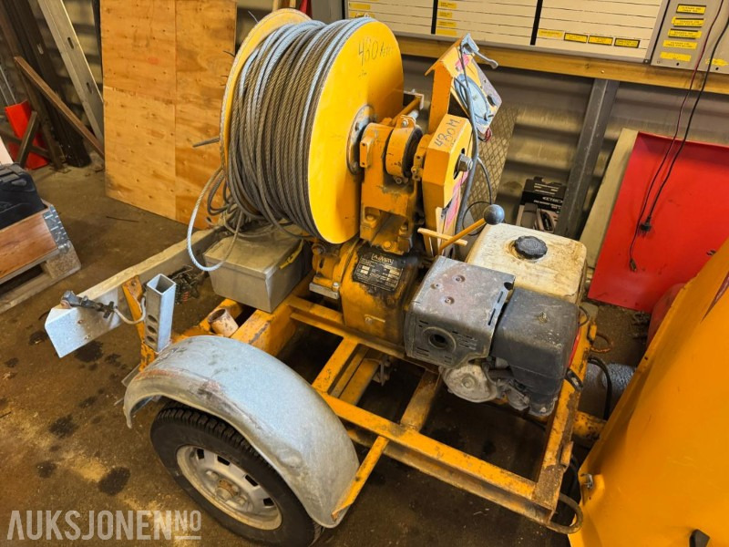 1999 Plumett TL2019 DR520/8 vinsjhenger - معدات البناء: صورة 2 1999 Plumett TL2019 DR520/8 vinsjhenger - معدات البناء: صورة 2