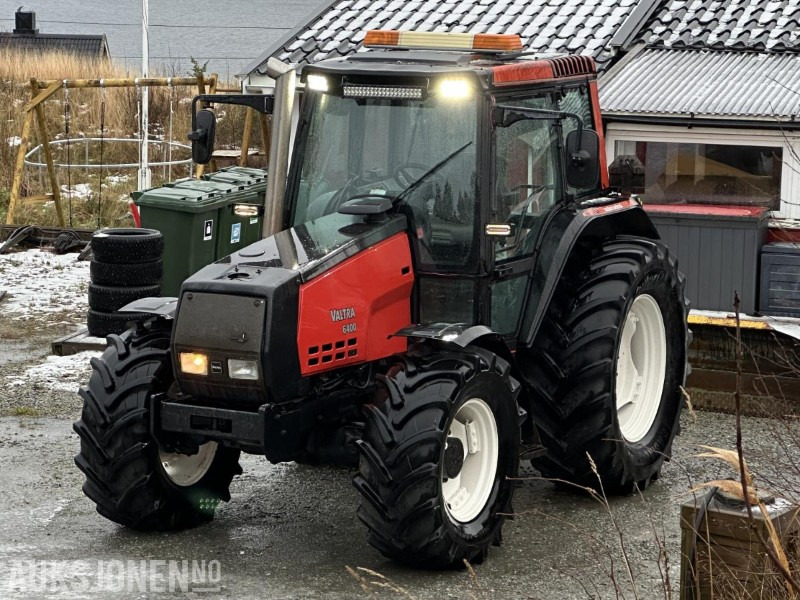 1999 Valtra 6400 Turbo - Traktor med mye utstyr - جرار: صورة 1 1999 Valtra 6400 Turbo - Traktor med mye utstyr - جرار: صورة 1