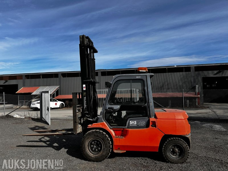 2000 Toyota 42-7FD40 dieseldrevet gaffeltruck - معدات المناولة: صورة 4 2000 Toyota 42-7FD40 dieseldrevet gaffeltruck - معدات المناولة: صورة 4