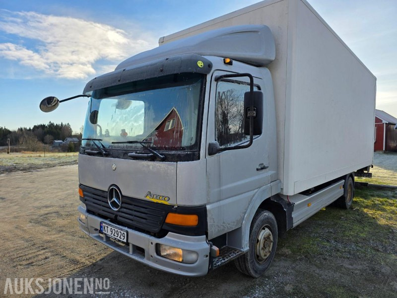 2001 Mercedes-Benz 817L/42 ATEGO SKAPBIL 36m³ MED LASTELEM - شاحنة مقفلة: صورة 1 2001 Mercedes-Benz 817L/42 ATEGO SKAPBIL 36m³ MED LASTELEM - شاحنة مقفلة: صورة 1