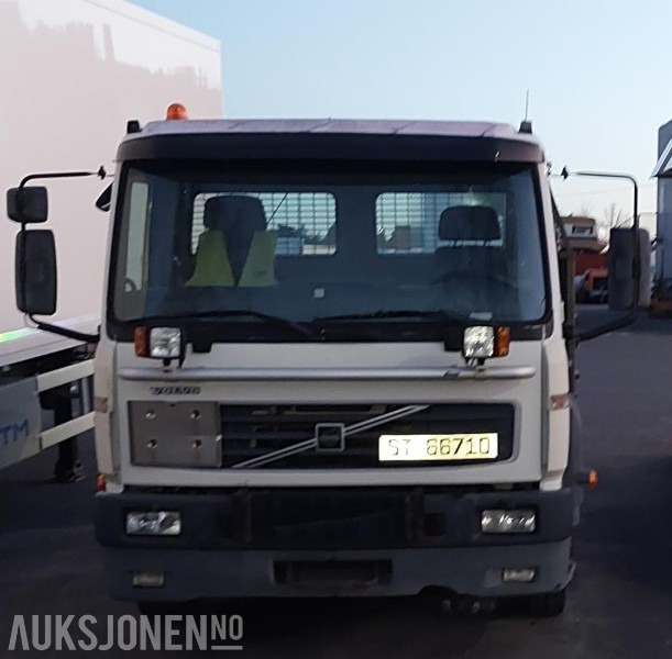 2002 Volvo FL 4x2 Tippbil Retarder, Hydraulikk, Brøyteplate - شاحنة قلاب: صورة 2 2002 Volvo FL 4x2 Tippbil Retarder, Hydraulikk, Brøyteplate - شاحنة قلاب: صورة 2