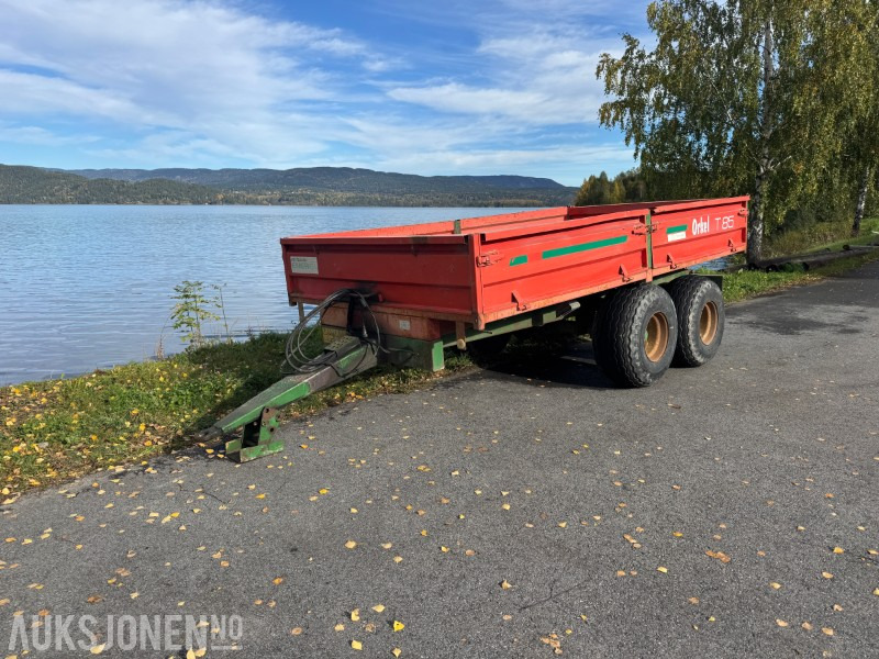 2003 Orkel T85S Traktorhenger med hydraulisk baklem - الآلات الزراعية: صورة 1 2003 Orkel T85S Traktorhenger med hydraulisk baklem - الآلات الزراعية: صورة 1