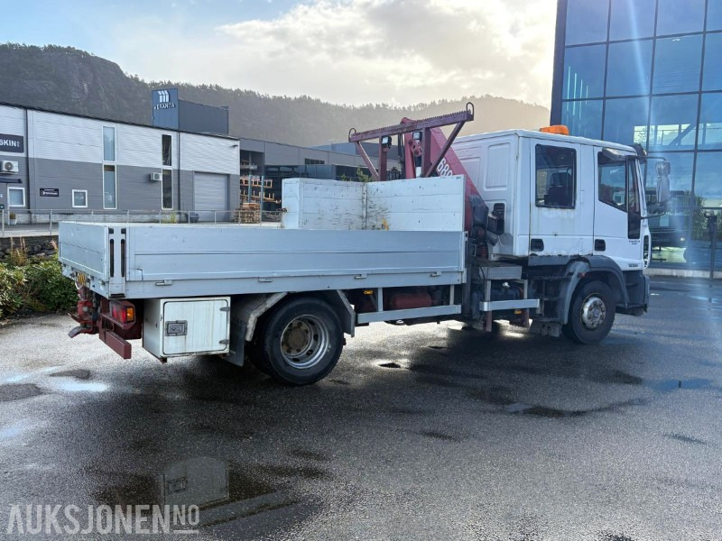 2004 Iveco 120E24 EUROCARGO kranbil - registrert for 5 sitteplasser - شاحنة كرين: صورة 3 2004 Iveco 120E24 EUROCARGO kranbil - registrert for 5 sitteplasser - شاحنة كرين: صورة 3