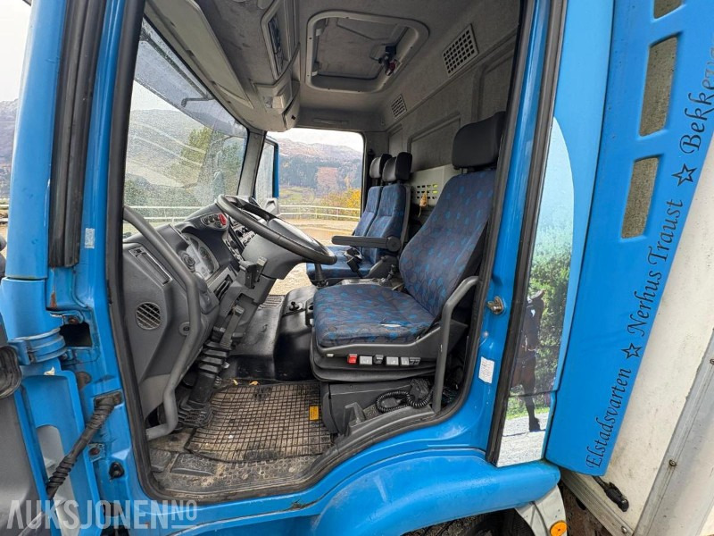 2004 Iveco Eurocargo hestebil - شاحنة نقل المواشي: صورة 5 2004 Iveco Eurocargo hestebil - شاحنة نقل المواشي: صورة 5