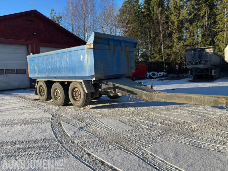 2005 Maur Bilpåbygg Trippelkjerre - عربة مقطورة: صورة 1 2005 Maur Bilpåbygg Trippelkjerre - عربة مقطورة: صورة 1