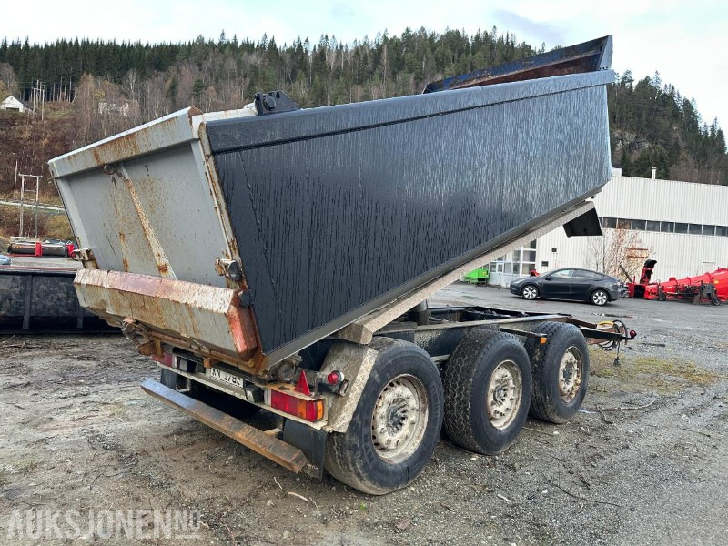 2005 Maur Bilpåbygg tippkjerre / trippelkjerre - عربة مقطورة: صورة 3 2005 Maur Bilpåbygg tippkjerre / trippelkjerre - عربة مقطورة: صورة 3