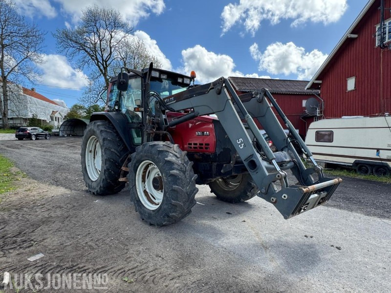 2005 Valtra 6850 - جرار: صورة 3 2005 Valtra 6850 - جرار: صورة 3
