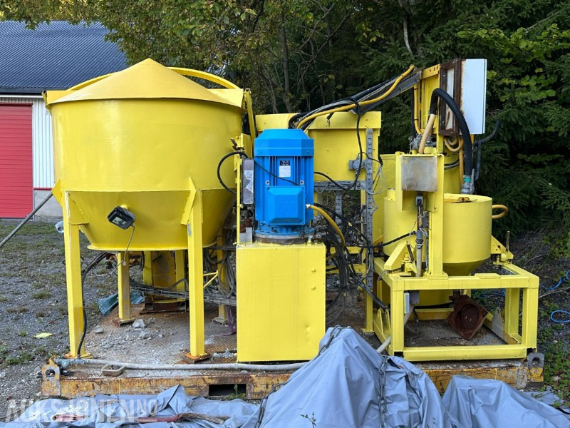 2006 Atlas Copco Injeksjonsplattform - معدات البناء: صورة 5 2006 Atlas Copco Injeksjonsplattform - معدات البناء: صورة 5