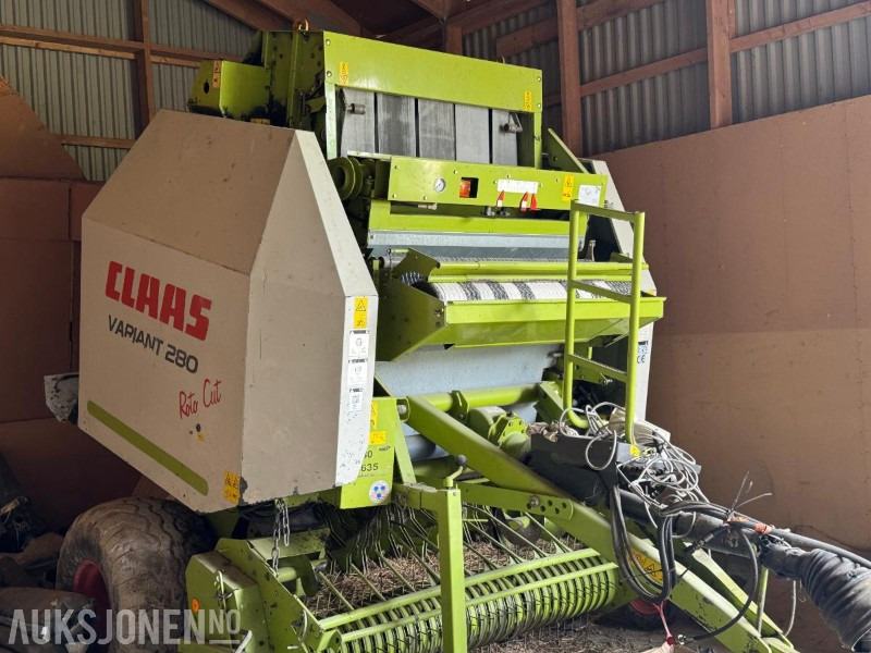 2006 Claas Variant 280 rundballepresse / Beltepresse - الآلات الزراعية: صورة 2 2006 Claas Variant 280 rundballepresse / Beltepresse - الآلات الزراعية: صورة 2