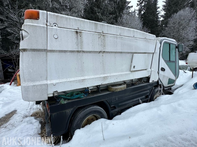 2006 Johnston 158B 101T FEIEBIL - REP.OBJEKT - معدات البناء: صورة 4 2006 Johnston 158B 101T FEIEBIL - REP.OBJEKT - معدات البناء: صورة 4