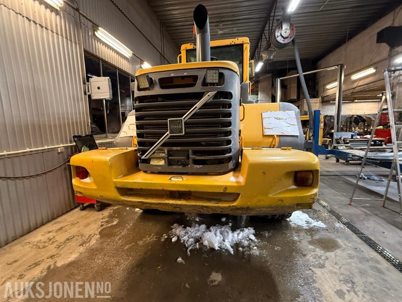 2006 Volvo L120E Hjullaster - Skuff - Vekt - S.smøring - 3438T - اللودر بعجل: صورة 4 2006 Volvo L120E Hjullaster - Skuff - Vekt - S.smøring - 3438T - اللودر بعجل: صورة 4