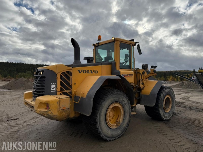2006 Volvo L120E - Sentralsmøring - 14887 timer - اللودر بعجل: صورة 5 2006 Volvo L120E - Sentralsmøring - 14887 timer - اللودر بعجل: صورة 5