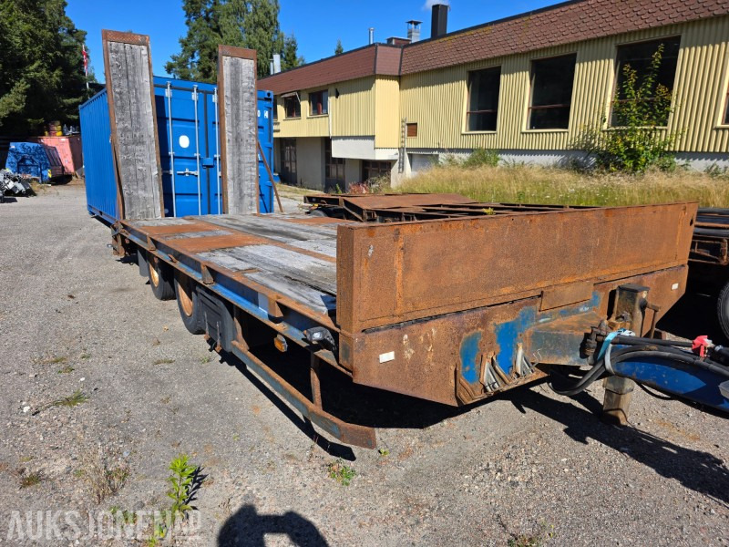2006 ZRUST TRAILER ZPT-18 maskinhenger - مقطورة مسطحة منخفضة: صورة 1 2006 ZRUST TRAILER ZPT-18 maskinhenger - مقطورة مسطحة منخفضة: صورة 1
