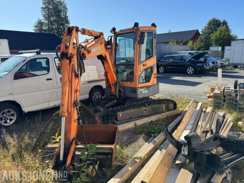 2007 Doosan DX35Z gravemaskin med tilt og pusseskuffe / rep objekt / 1729 timer - حفارة: صورة 1 2007 Doosan DX35Z gravemaskin med tilt og pusseskuffe / rep objekt / 1729 timer - حفارة: صورة 1