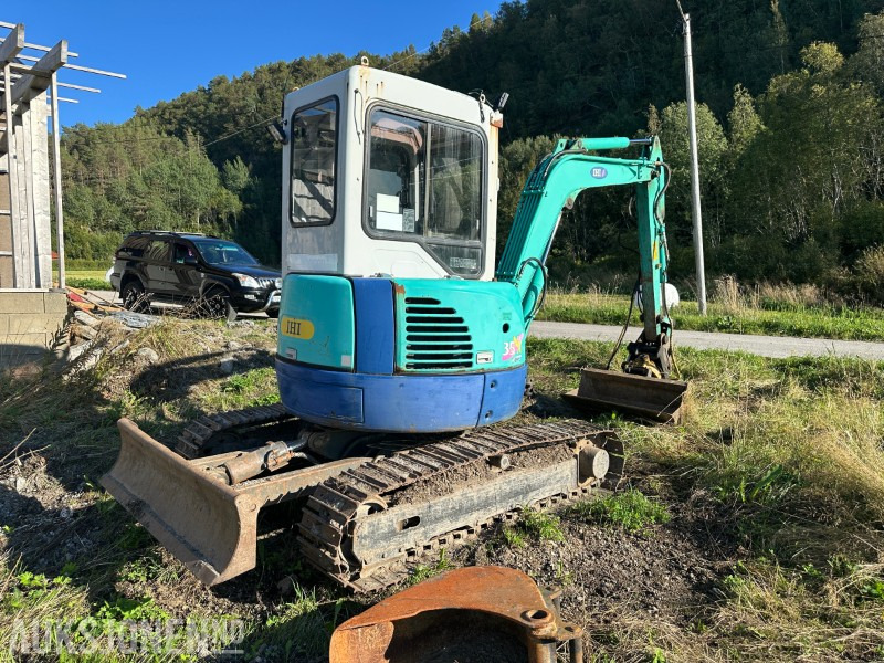 2007 IHI 35NX2 minigraver-3 skuffer-Engcon tiltrotator-maskinhenger - حفارة مُصَّغرة: صورة 4 2007 IHI 35NX2 minigraver-3 skuffer-Engcon tiltrotator-maskinhenger - حفارة مُصَّغرة: صورة 4
