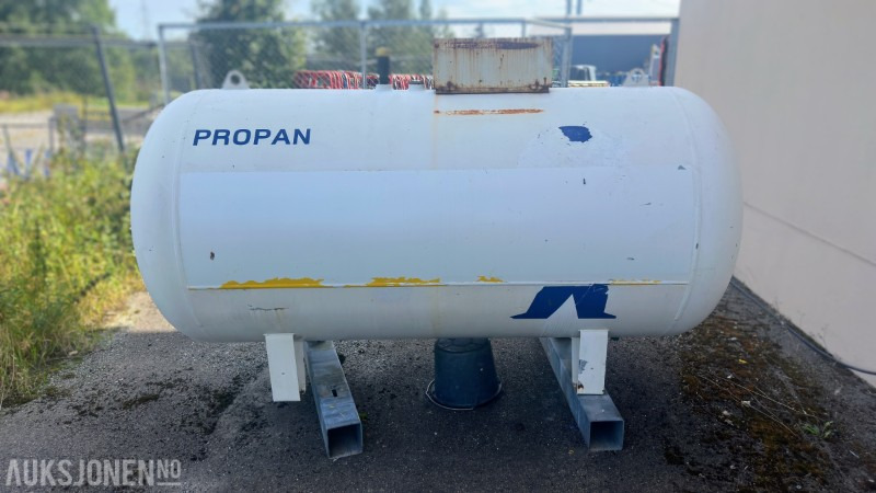 2007 Propantank 2.7 m³ Stasjonær - معدات البناء: صورة 5 2007 Propantank 2.7 m³ Stasjonær - معدات البناء: صورة 5