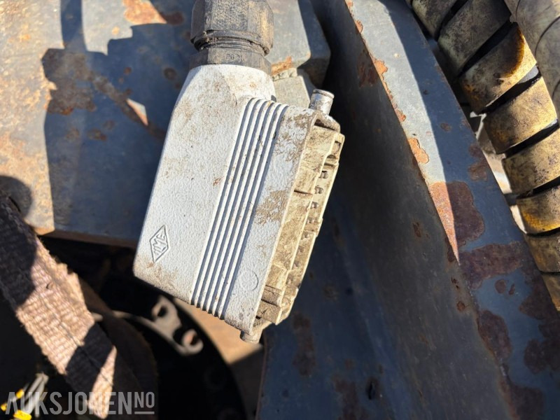 معدات البناء 2008 SMP Rototilt med KM2 feste: صورة 7