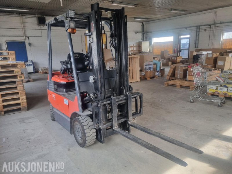 2008 Toyota 7FBMF18 gaffeltruck 1,8 T - معدات المناولة: صورة 2 2008 Toyota 7FBMF18 gaffeltruck 1,8 T - معدات المناولة: صورة 2