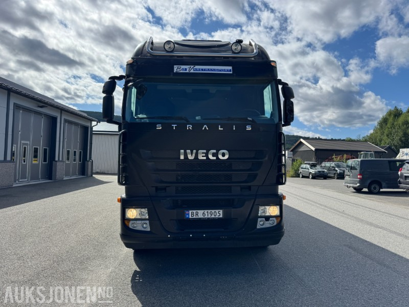 2009 Iveco Stralis 260S56, 560 hk, skapbil m/sideåpning og løftelem - شاحنة مقفلة: صورة 2 2009 Iveco Stralis 260S56, 560 hk, skapbil m/sideåpning og løftelem - شاحنة مقفلة: صورة 2