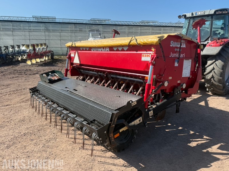 2009 Junkkari Simulta 3000t Kombinert såmaskin - الآلات الزراعية: صورة 5 2009 Junkkari Simulta 3000t Kombinert såmaskin - الآلات الزراعية: صورة 5