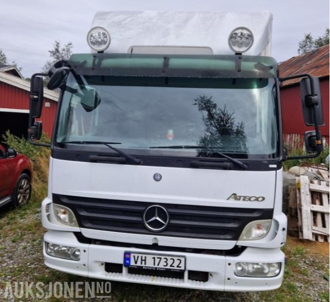 2009 Mercedes-Benz ATEGO 818L todelt skap Bodel Hengerfeste - شاحنة مقفلة: صورة 5 2009 Mercedes-Benz ATEGO 818L todelt skap Bodel Hengerfeste - شاحنة مقفلة: صورة 5