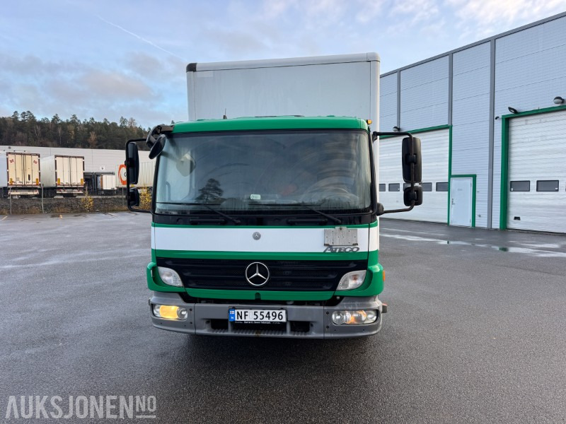 2009 Mercedes-Benz ATEGO - شاحنة مقفلة: صورة 2 2009 Mercedes-Benz ATEGO - شاحنة مقفلة: صورة 2