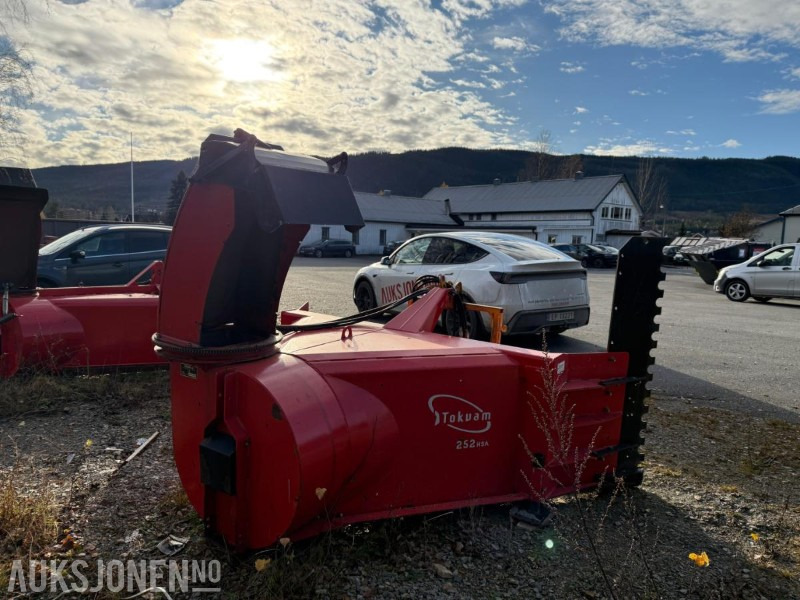 2009 Tokvam snøfreser HS 252 - الآلات الزراعية: صورة 5 2009 Tokvam snøfreser HS 252 - الآلات الزراعية: صورة 5