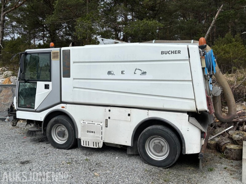 2010 Bucher CityCat 5000 feiebil / kostebil - آلية المنفعة/ مركبة خاصة: صورة 3 2010 Bucher CityCat 5000 feiebil / kostebil - آلية المنفعة/ مركبة خاصة: صورة 3