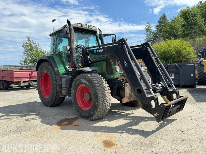 2010 Fendt 412 Vario traktor m/Trima frontlaster –9793 t – V-plog + ekstra hjulsett inkl. - جرار: صورة 5 2010 Fendt 412 Vario traktor m/Trima frontlaster –9793 t – V-plog + ekstra hjulsett inkl. - جرار: صورة 5