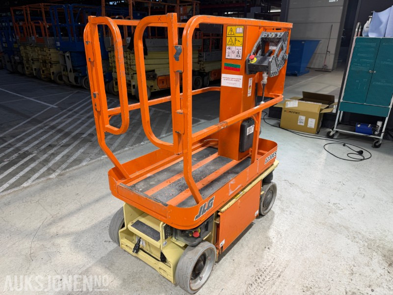 2011 JLG 1230ES Elektrisk mastelift med 5,6 m arbeidshøyde - معدات الوصول: صورة 5 2011 JLG 1230ES Elektrisk mastelift med 5,6 m arbeidshøyde - معدات الوصول: صورة 5