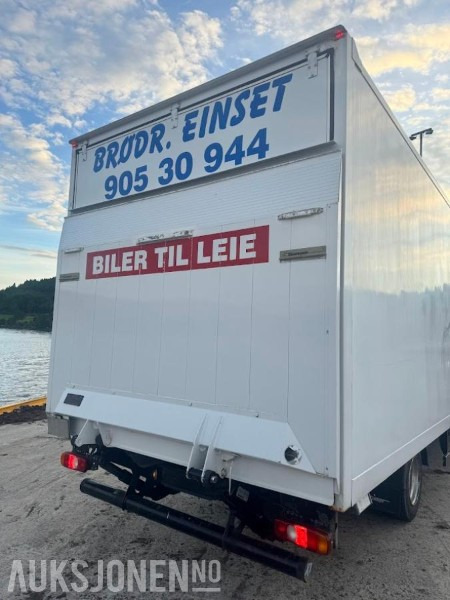 2011 Mitsubishi Canter SKAPBIL MED LIFT LAV KM 67000 km - INGEN MINSTEPRIS - شاحنة مقفلة: صورة 4 2011 Mitsubishi Canter SKAPBIL MED LIFT LAV KM 67000 km - INGEN MINSTEPRIS - شاحنة مقفلة: صورة 4