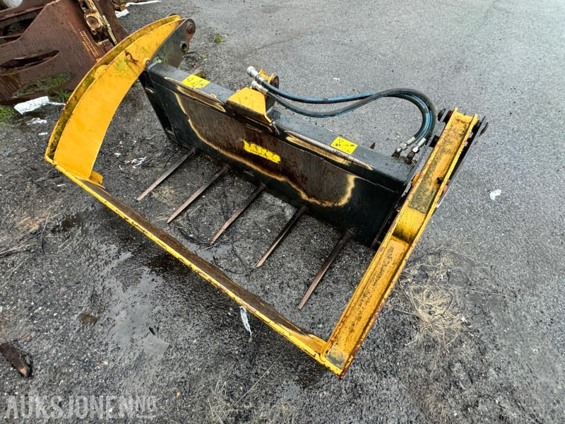 2011 Tanco Rundballedeler I70 - maks rundballe størrelse: B = 1,3 m - Ø 1,35 m - الآلات الزراعية: صورة 4 2011 Tanco Rundballedeler I70 - maks rundballe størrelse: B = 1,3 m - Ø 1,35 m - الآلات الزراعية: صورة 4