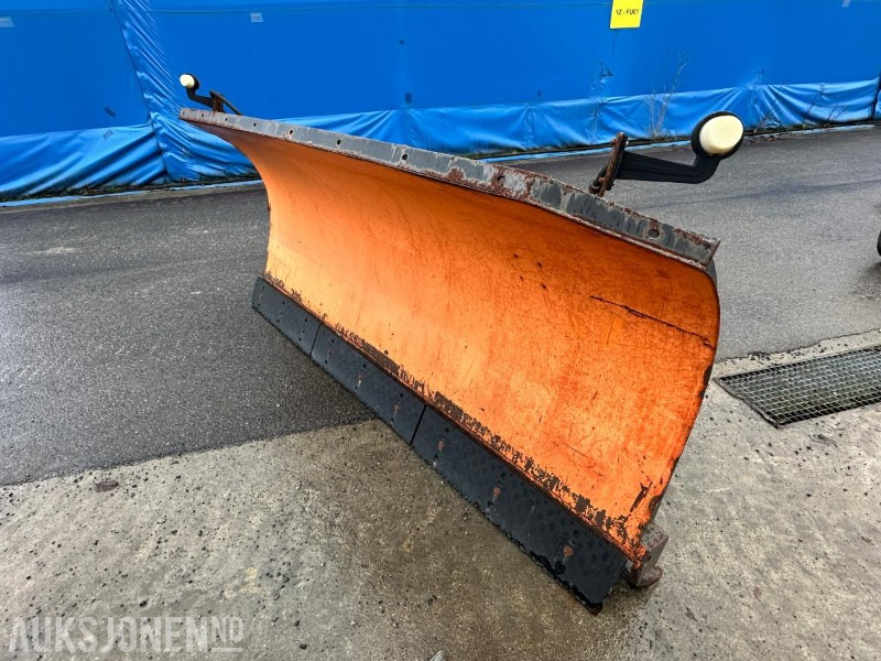 2011 Tellefsdal K-Blade L-2700 Snøplog m/parallellogram - الآلات الزراعية: صورة 2 2011 Tellefsdal K-Blade L-2700 Snøplog m/parallellogram - الآلات الزراعية: صورة 2
