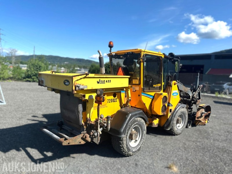 2011 Wille 455B Stensballe med TH 2500 B frontmontert triplex rotorklippaggregat - اللودر بعجل: صورة 3 2011 Wille 455B Stensballe med TH 2500 B frontmontert triplex rotorklippaggregat - اللودر بعجل: صورة 3
