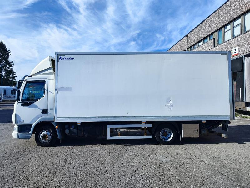 2012 DAF LF 45.180 / Zepro 1500 løftelem / Sidedør på skap - شاحنة مقفلة: صورة 3 2012 DAF LF 45.180 / Zepro 1500 løftelem / Sidedør på skap - شاحنة مقفلة: صورة 3
