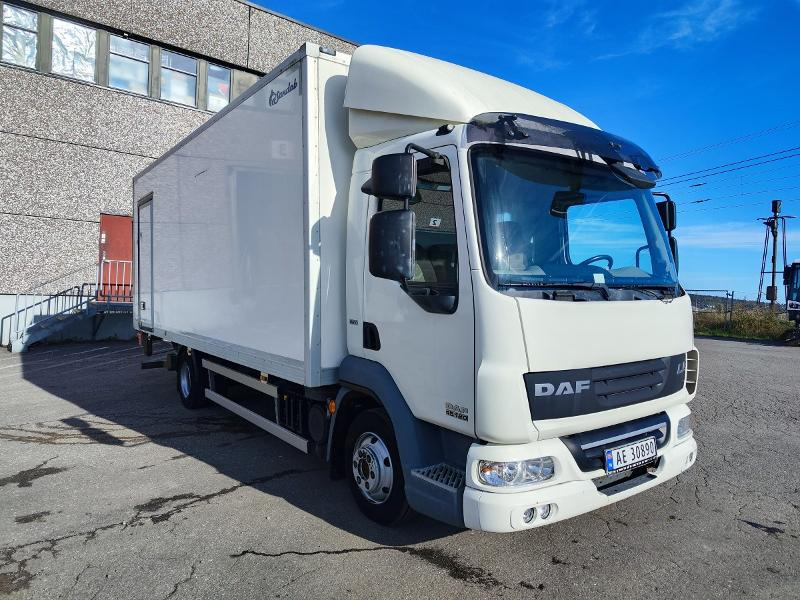 2012 DAF LF 45.180 / Zepro 1500 løftelem / Sidedør på skap - شاحنة مقفلة: صورة 5 2012 DAF LF 45.180 / Zepro 1500 løftelem / Sidedør på skap - شاحنة مقفلة: صورة 5