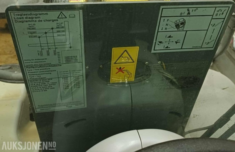 2012 KramerAllrad 350 Hjullaster - KUN 660 timer Mva-fri - Med original skuffe og pallegafler 2012 KramerAllrad 350 Hjullaster - KUN 660 timer Mva-fri - Med original skuffe og pallegafler: صورة 9