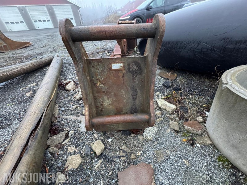 2012 SMP rippertann – S70 feste - ملحق - آلات البناء: صورة 4 2012 SMP rippertann – S70 feste - ملحق - آلات البناء: صورة 4