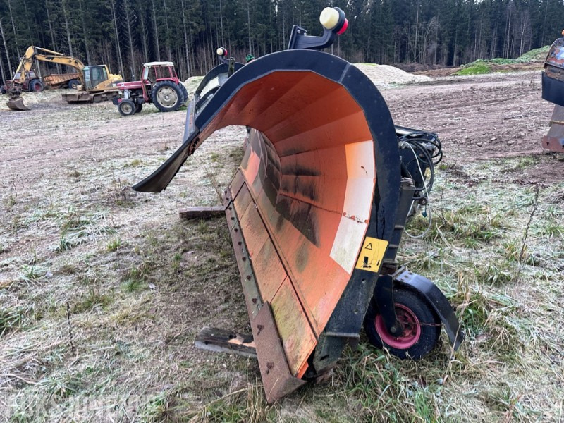 2012 TELLEFSDAL K-70 3400 P SNØPLOG - ملحق - آلات البناء: صورة 3 2012 TELLEFSDAL K-70 3400 P SNØPLOG - ملحق - آلات البناء: صورة 3